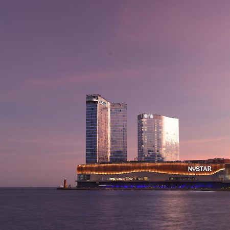 Fili Hotel At Nustar セブ市 エクステリア 写真