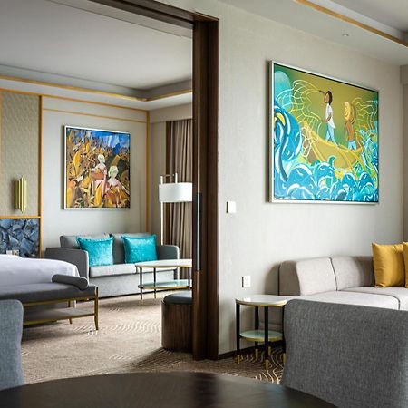 Fili Hotel At Nustar セブ市 エクステリア 写真