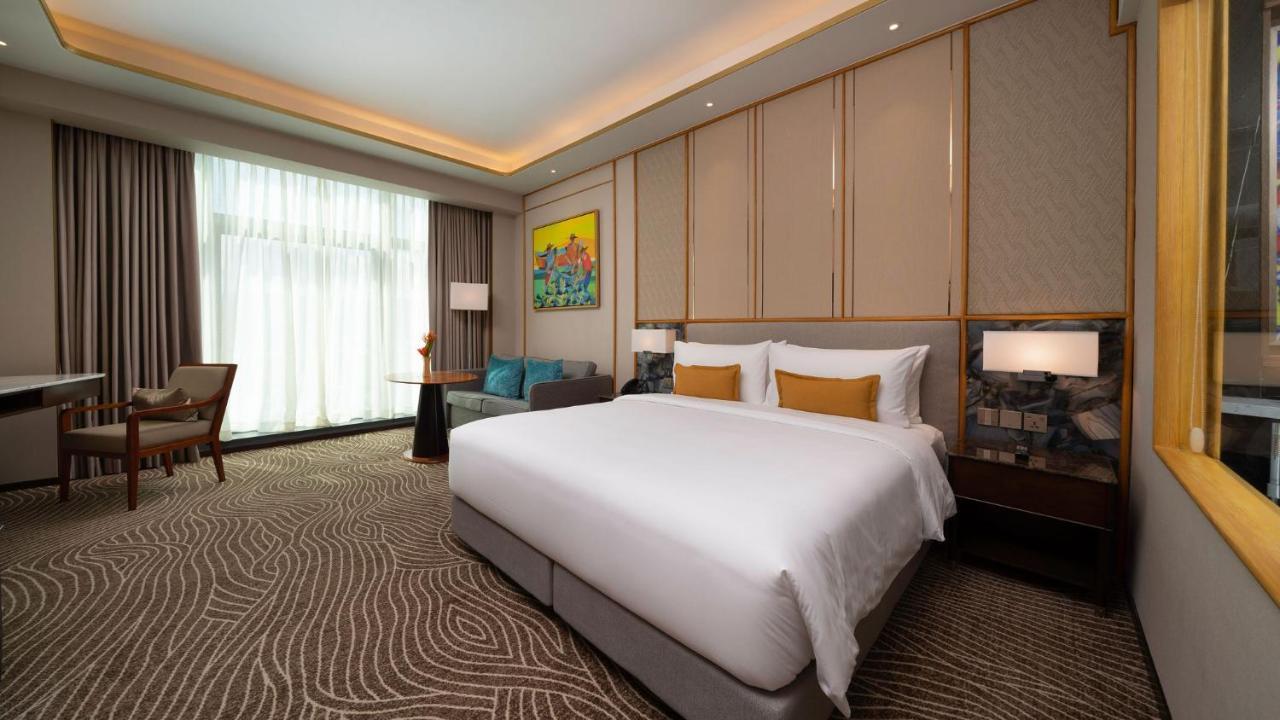 Fili Hotel At Nustar セブ市 エクステリア 写真